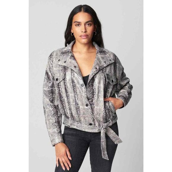 NWT BlankNYC Gray Snake Print Jacket Women's Sz Medium Snap Up Boxy Fit Pockets - Picture 1 of 10
